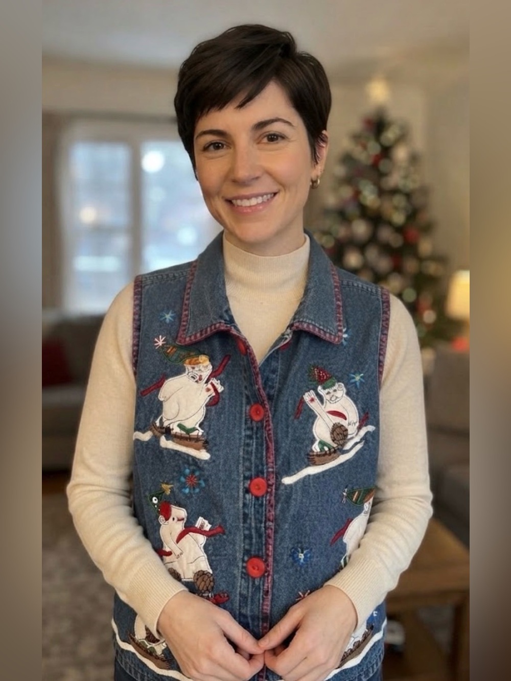 Life Style Vintage  Polar Bear Embroidered Appliqué Christmas Denim Vest Medium